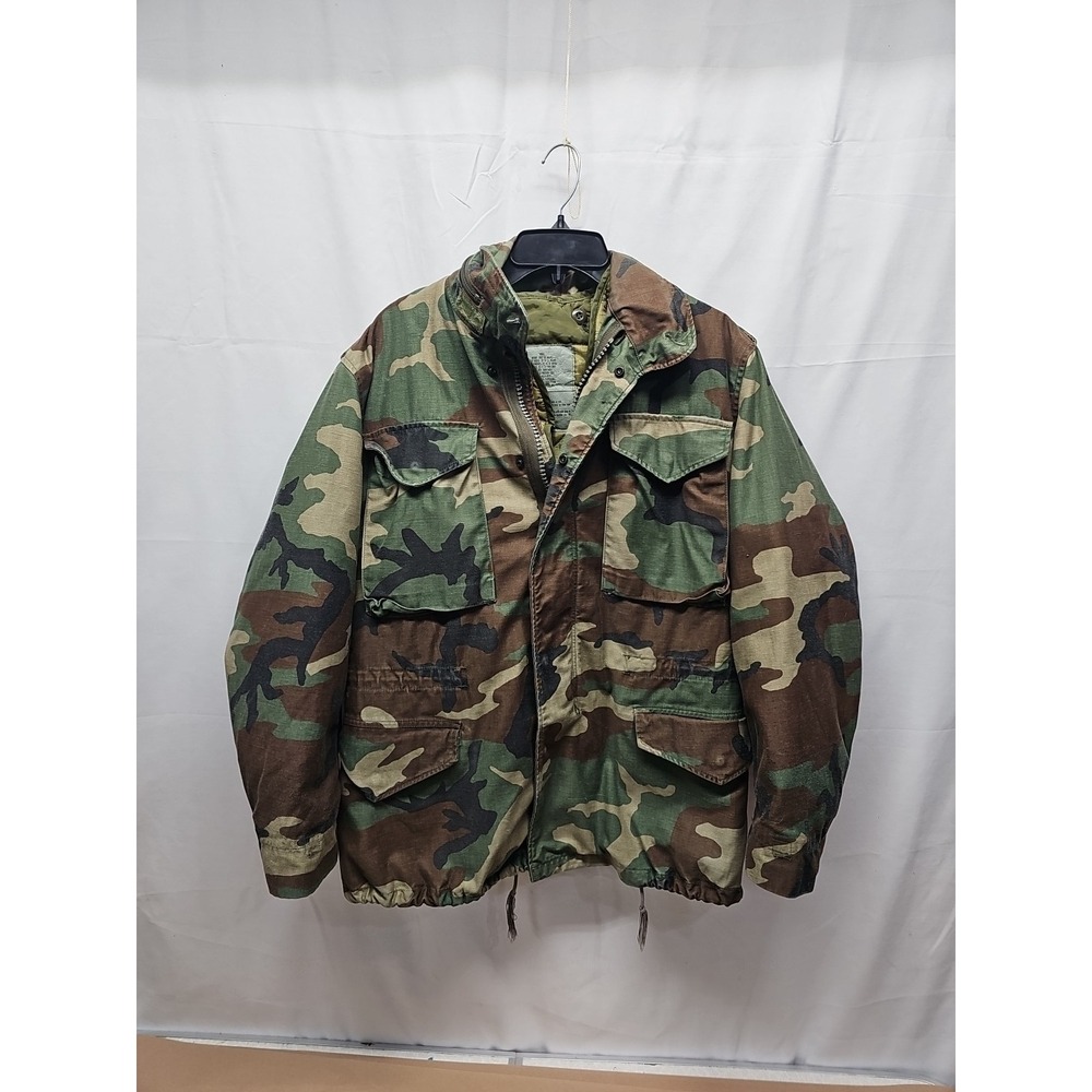 Cold Weather Field Coat W/Hood  Small Reg Woodland Camo 8415-01-099-7831 US Army